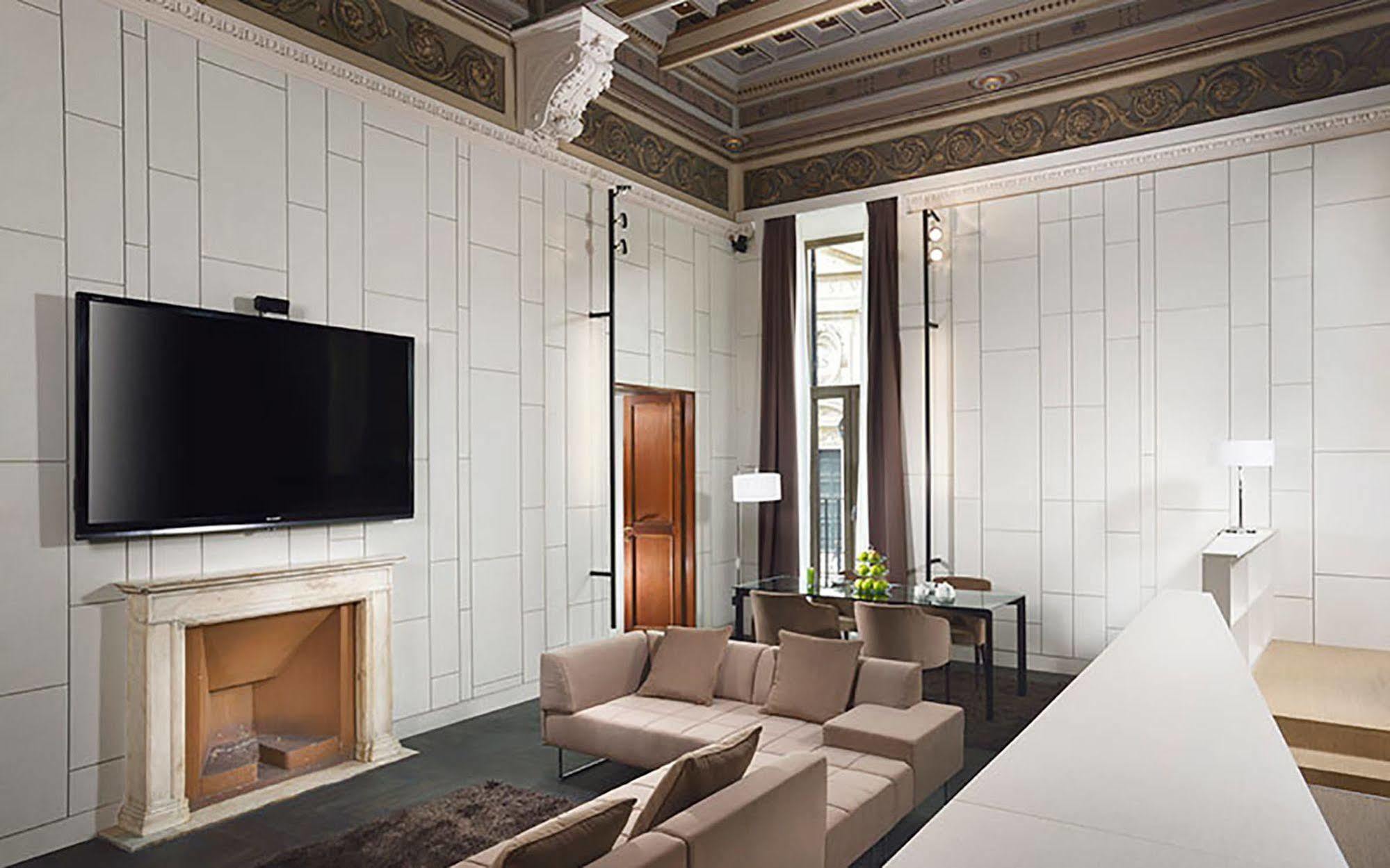 Piazza Del Gesu' Luxury Suites Roma Eksteriør bilde