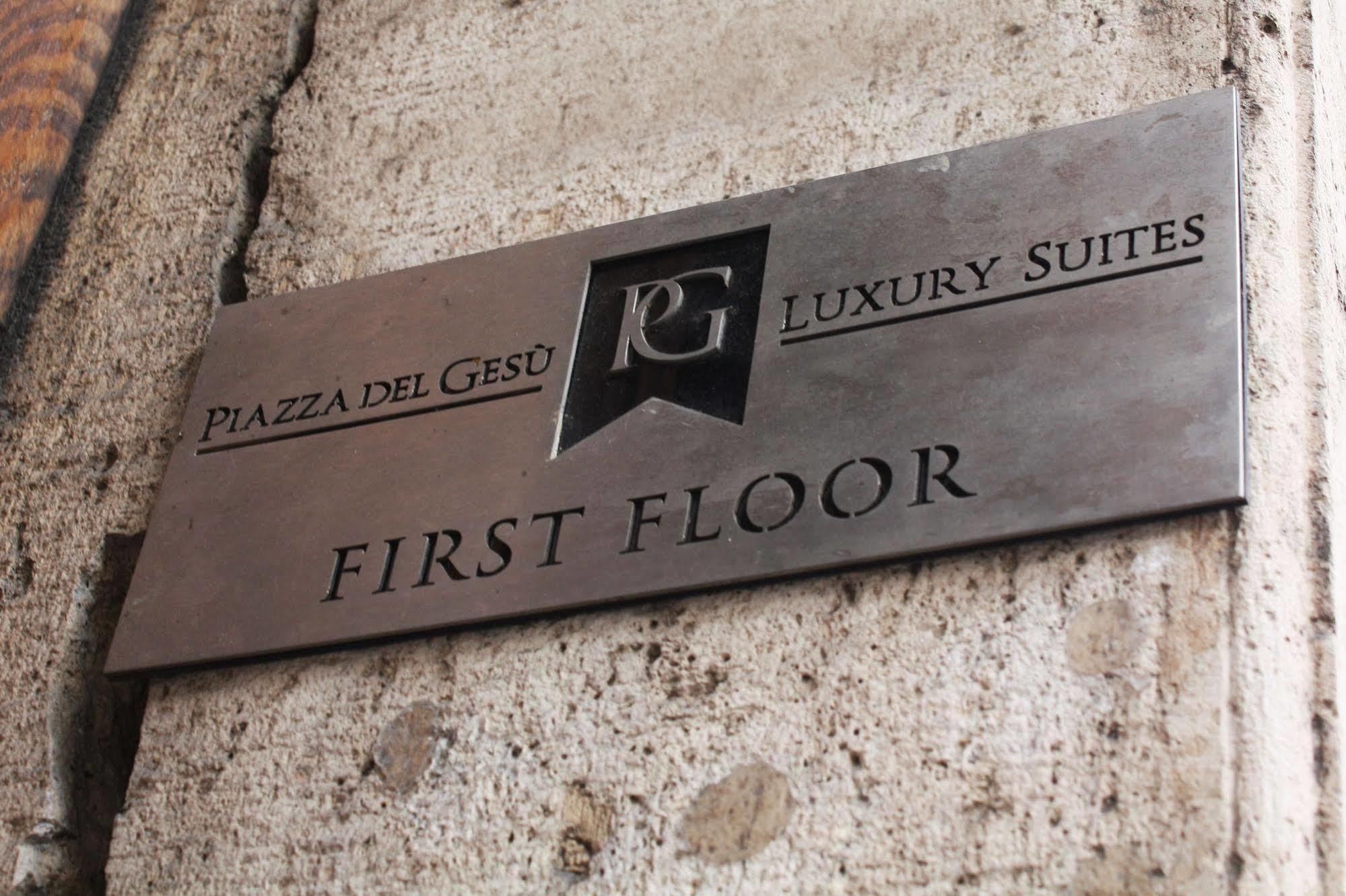 Piazza Del Gesu' Luxury Suites Roma Eksteriør bilde